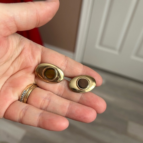 5/$25 Gold vintage 1950 mother of pearl cufflinks for him 💛 HOST PICK - Picture 3 of 7